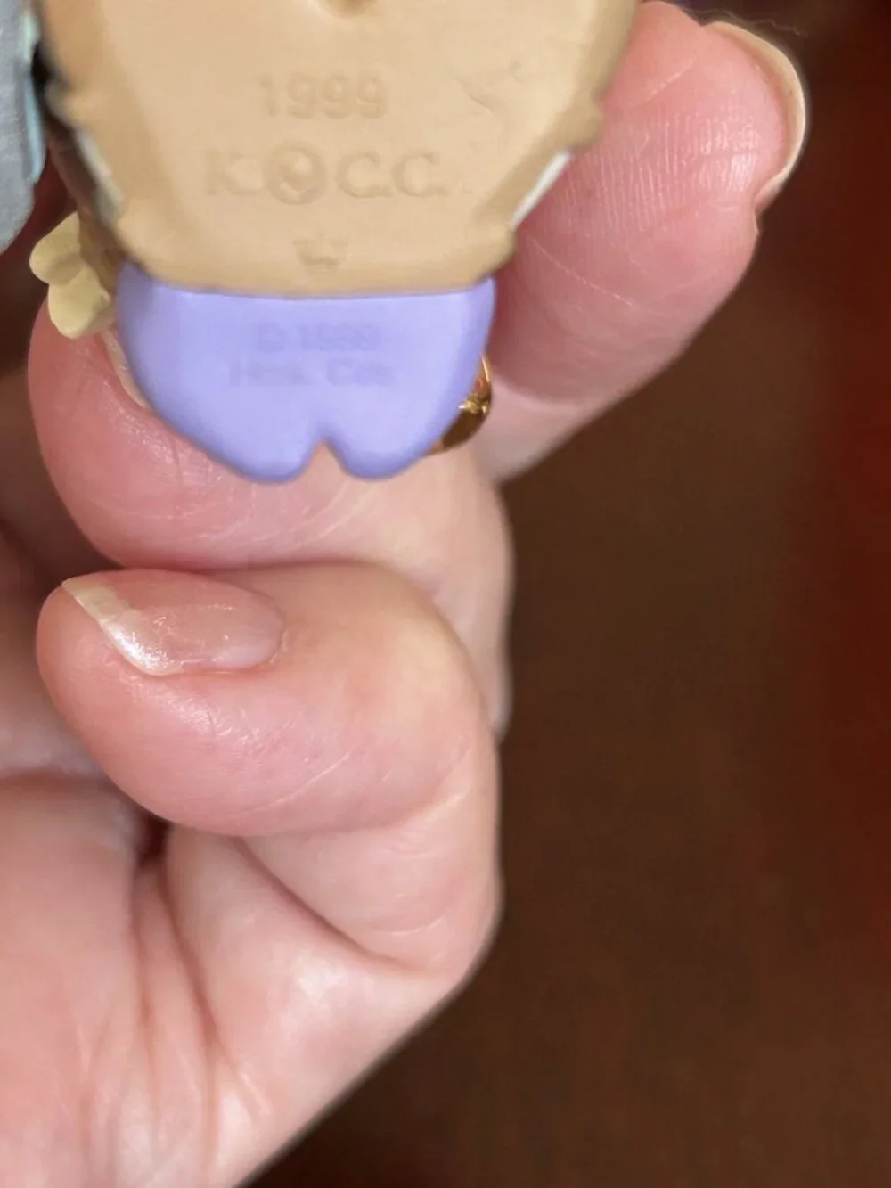 1999 Hallmark KOCC CLUB Christmas Ornament ARTIC ARTIST Elf Painting Toys Pixie